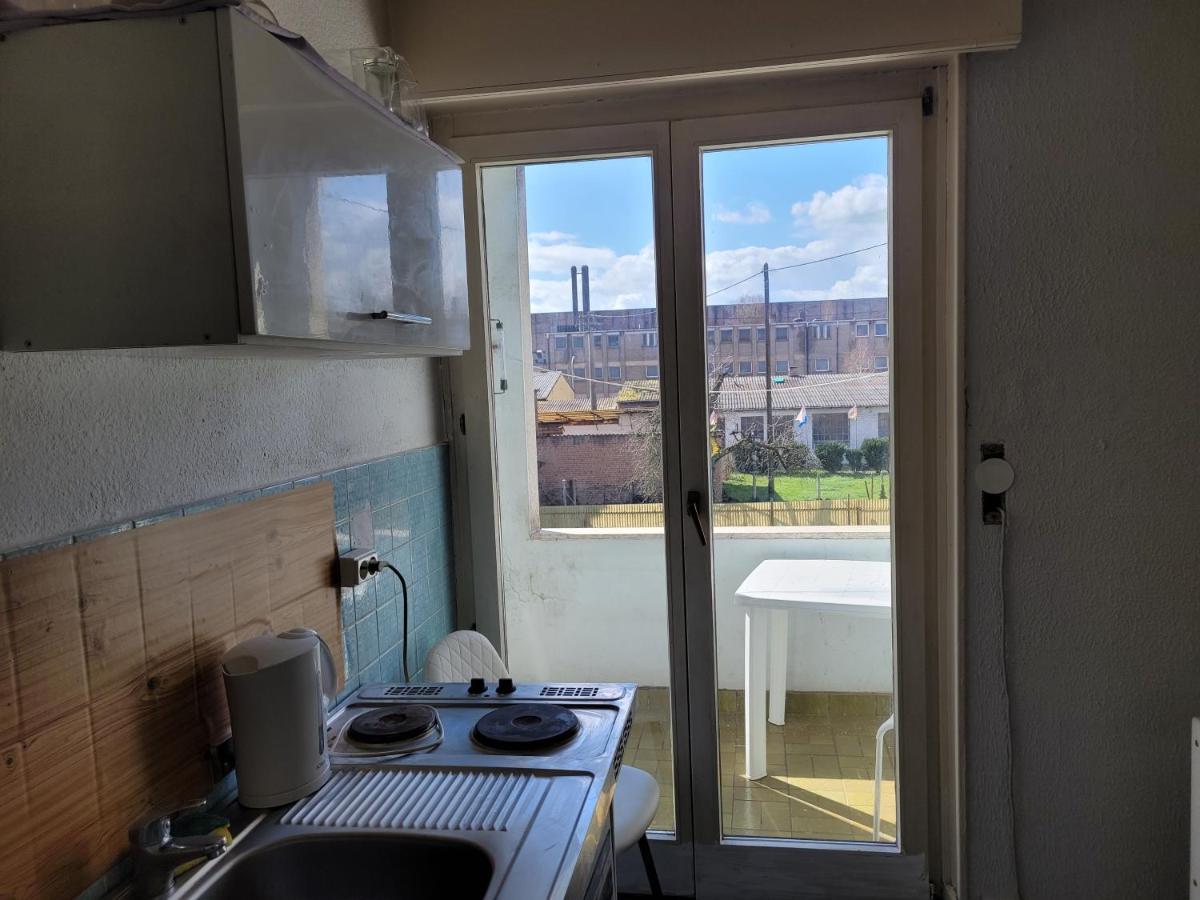 Mehrere Privatzimmer Lang Und Kurzfristig Zu Mieten Saarbrücken Exterior foto